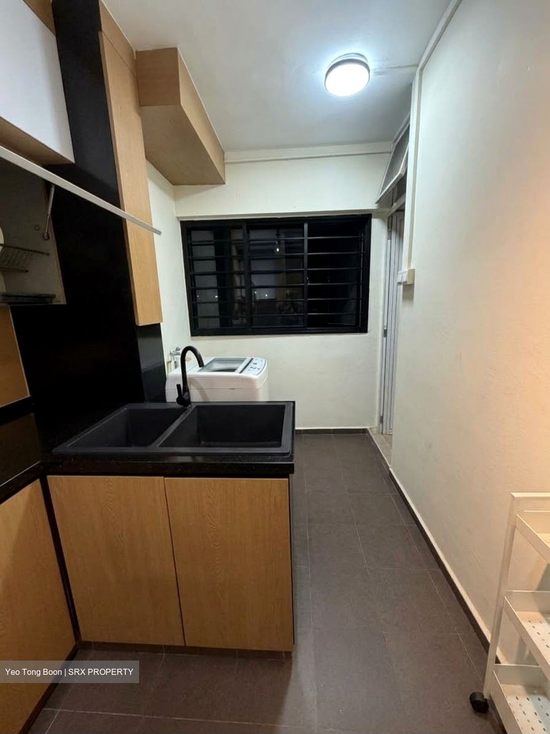 Blk 558 Jurong West Street 42 (Jurong West), HDB Executive #634587911
